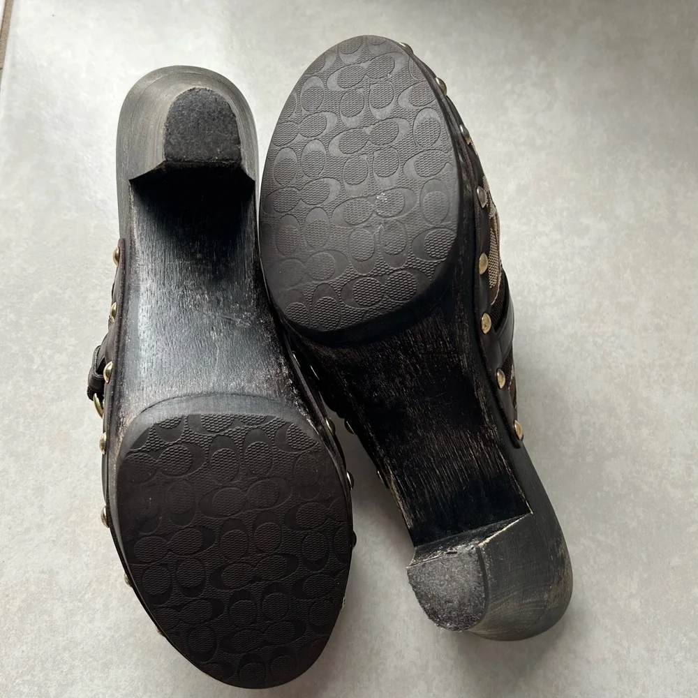 Coach clogs Size 7.5 - Picture 7 of 13